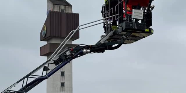 rettungsdienstcuxland_besuch-NotSanAzubis-feuerwehrbremerhaven Unsere NotSan Azubis bei der Feuerwehr Bremerhaven zu Besuch.